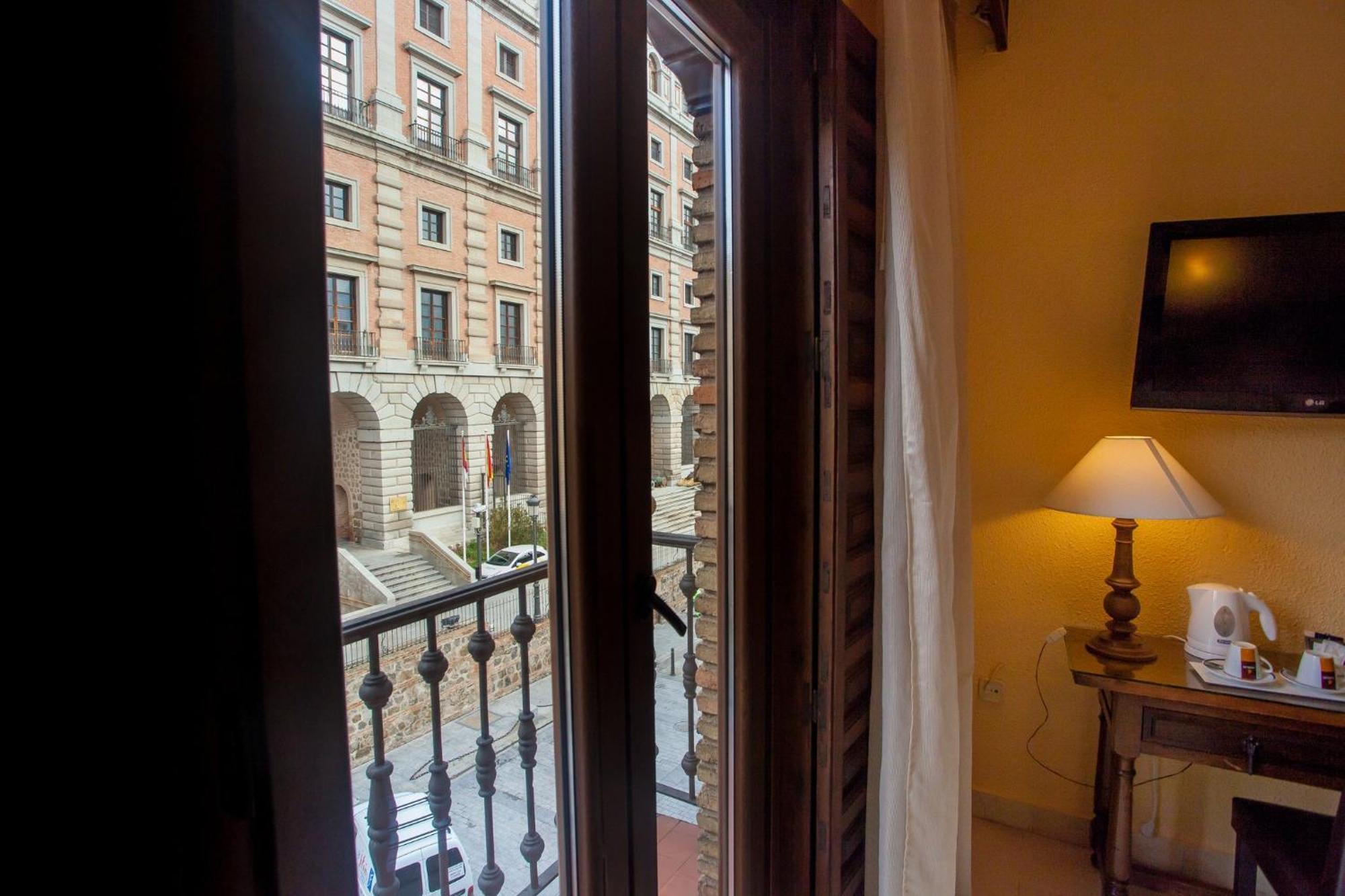 Hotel Sercotel Alfonso VI Toledo Exterior foto